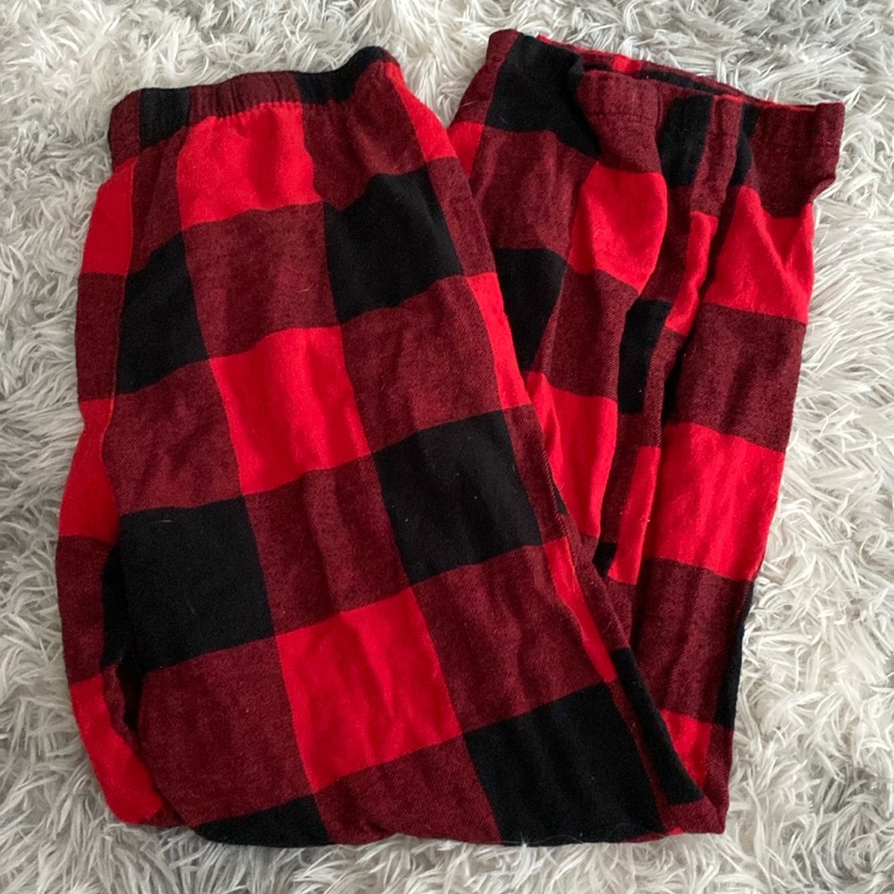 Red and black plaid christmas pajamas